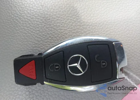 2015 Mercedes-Benz B-Class Electric Drive z USA, uszkodzony, nr VIN WDDVP9AB5FJ004284